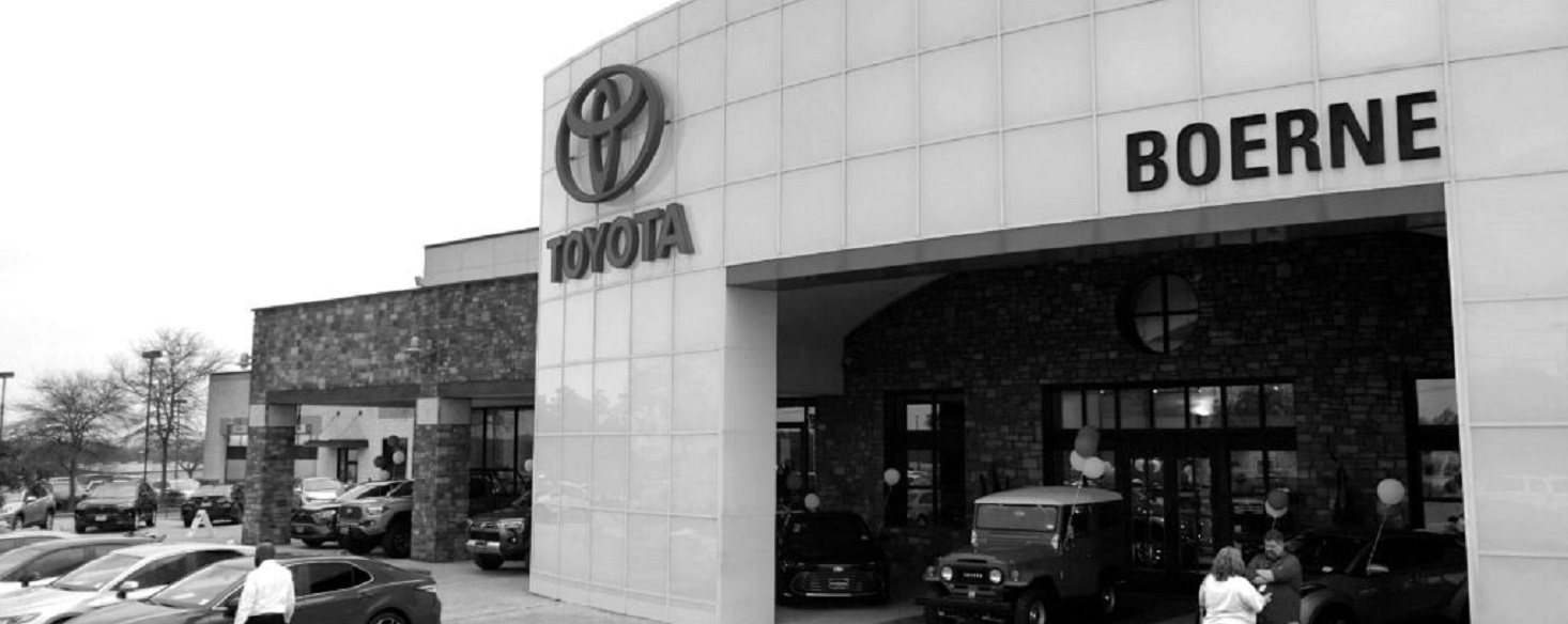 Vic Vaughan Toyota of Boerne earns three awards